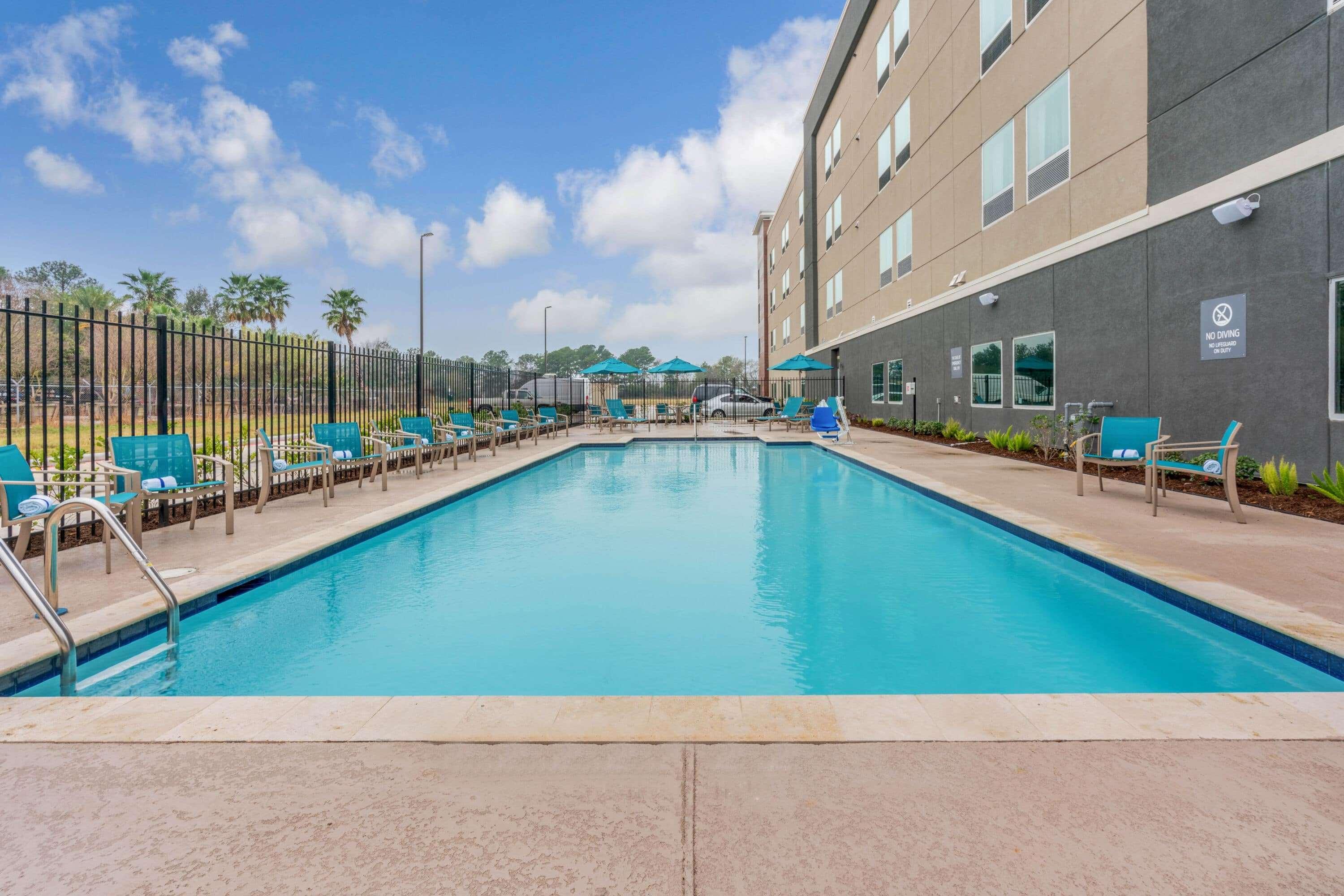 La Quinta Inn And Suites By Wyndham Houston Spring South Eksteriør billede